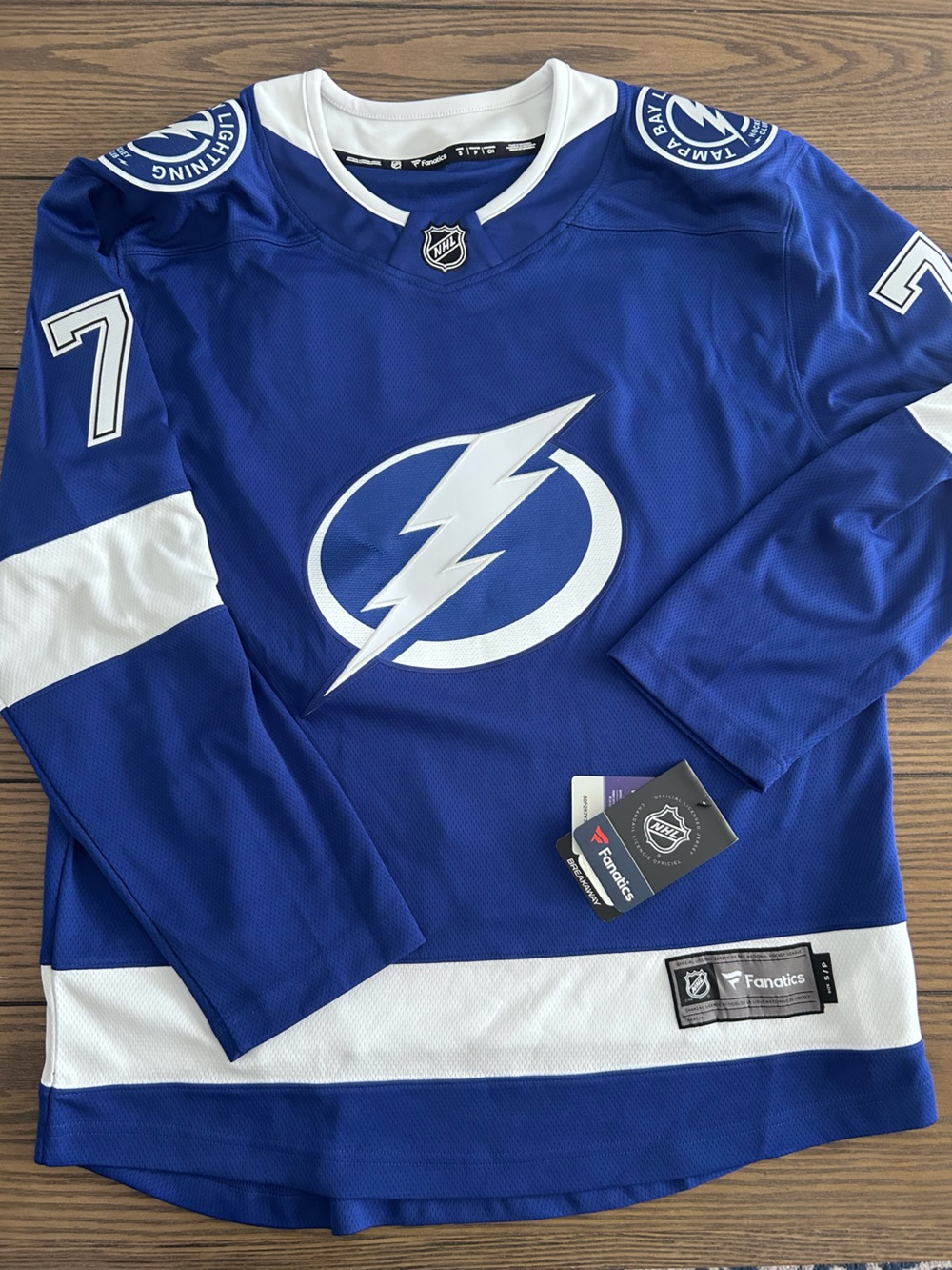 NWT Tampa Bay Lightning Fanatics Royal Blue and White NHL Breakaway Jersey